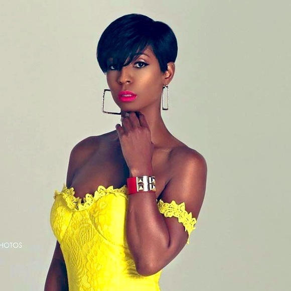 Meet your Posher, Vicki - Picture 1 of 1